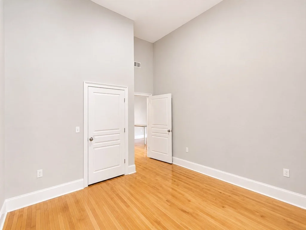 1 bed, 1 bath apartment for rent at 188 Cabot St Unit 406, Beverly — photo 7 of 10