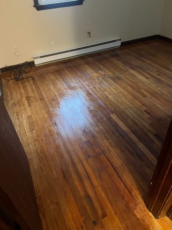 2 bed, 1 bath apartment for rent at 188 Carver St Unit Left side, Springfield — photo 5 of 8