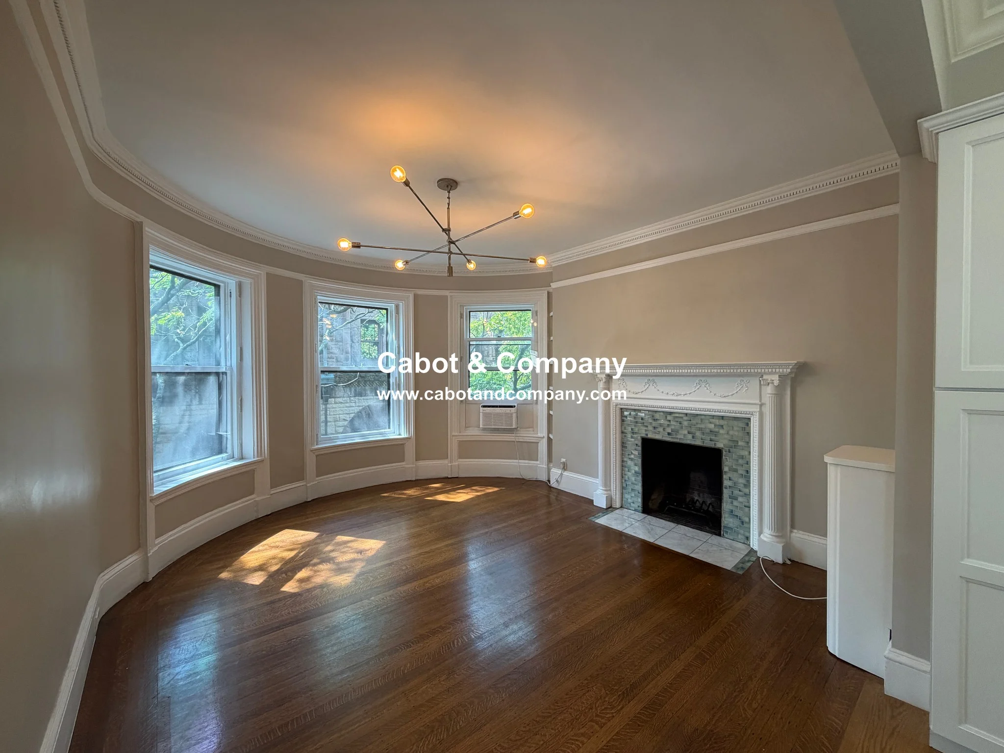 2 bed, 1 bath apartment for rent at 188 Commonwealth Ave Unit 56R, Back Bay