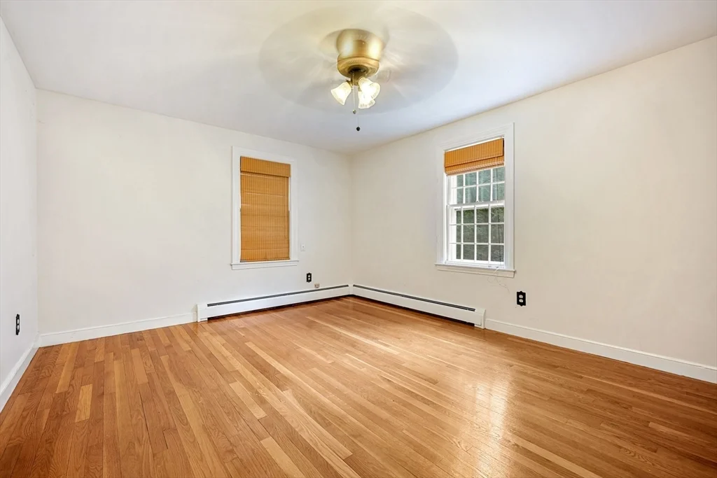 4 bed, 3 bath apartment for rent at 188 Country Dr Unit 188, Weston — photo 17 of 21