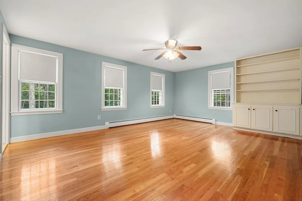 4 bed, 3 bath apartment for rent at 188 Country Dr Unit 188, Weston — photo 15 of 21