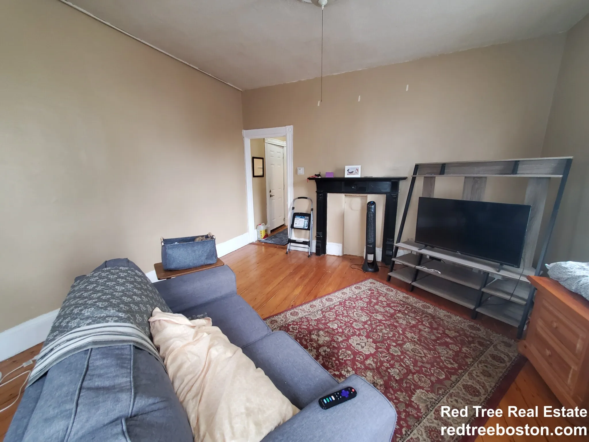 2 bed, 1 bath apartment for rent at 188 Highland St Unit 1, Roxbury — photo 3 of 11