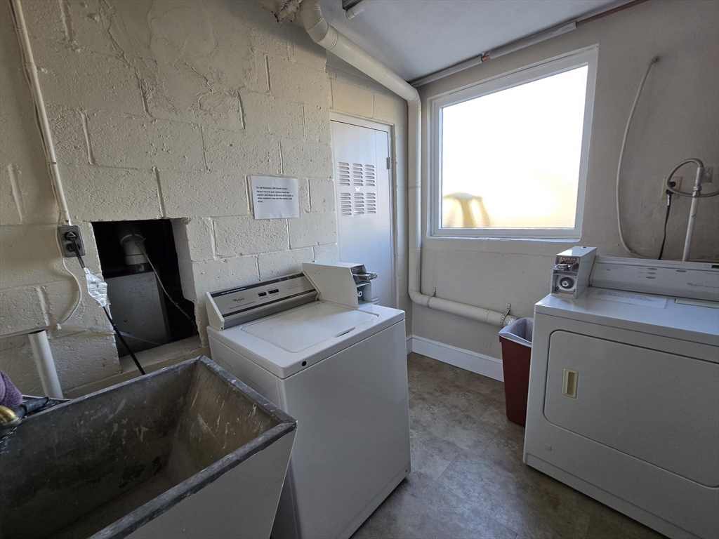 1 bed, 1 bath apartment for rent at 188 Lincoln St Unit 4, Stoughton — photo 8 of 9