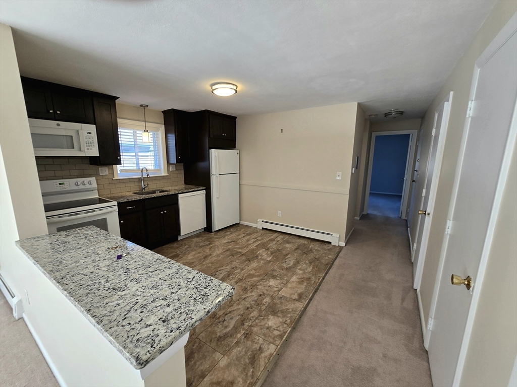1 bed, 1 bath apartment for rent at 188 Lincoln St Unit 4, Stoughton — photo 4 of 9