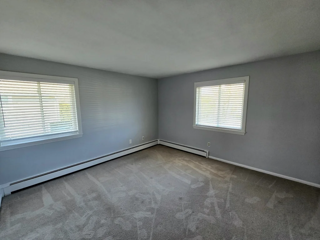 1 bed, 1 bath apartment for rent at 188 Lincoln St Unit 6, Stoughton — photo 10 of 14