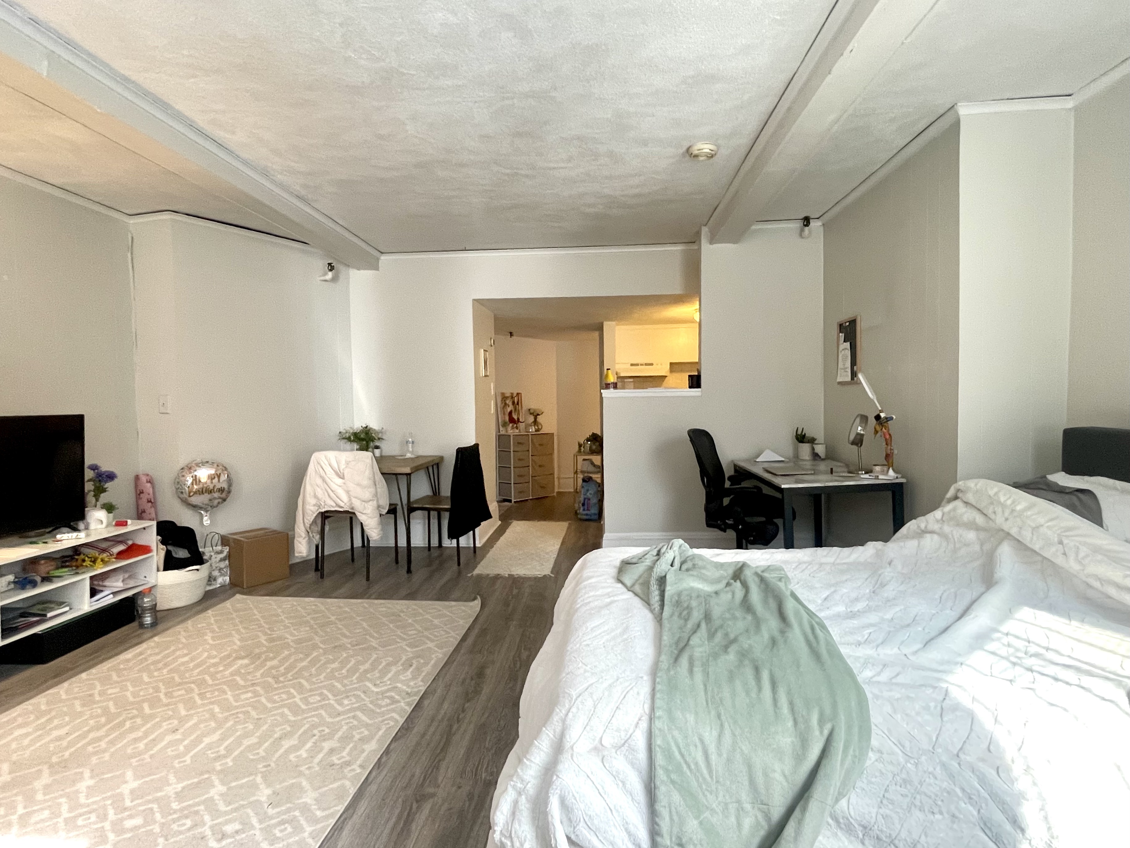 Studio bed, 1 bath apartment for rent at 188 Marlborough St Unit 2A, Back Bay — photo 5 of 8