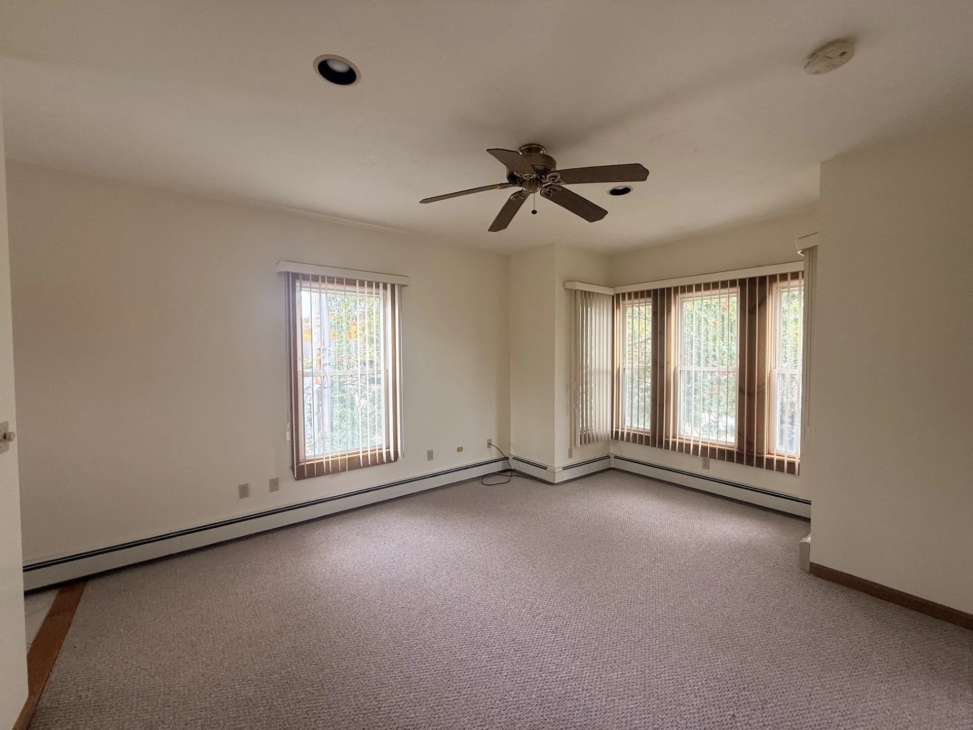 1 bed, 1 bath apartment for rent at 188 North Franklin St Unit 2R, Holbrook — photo 3 of 9