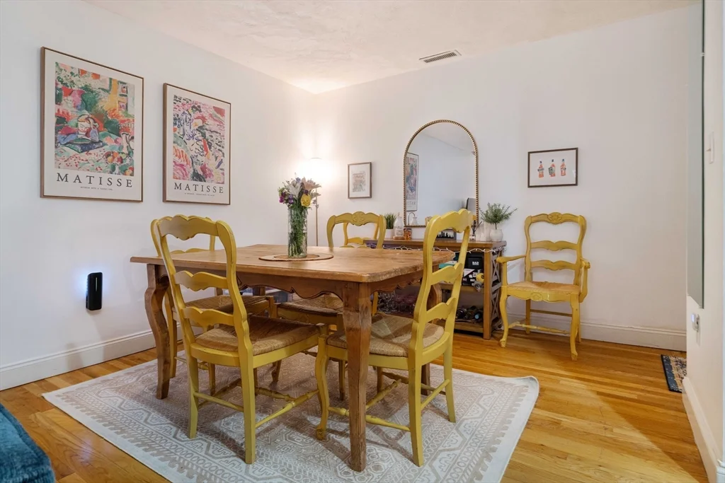 3 bed, 1 bath apartment for rent at 188 North Unit 21, North End — photo 3 of 31
