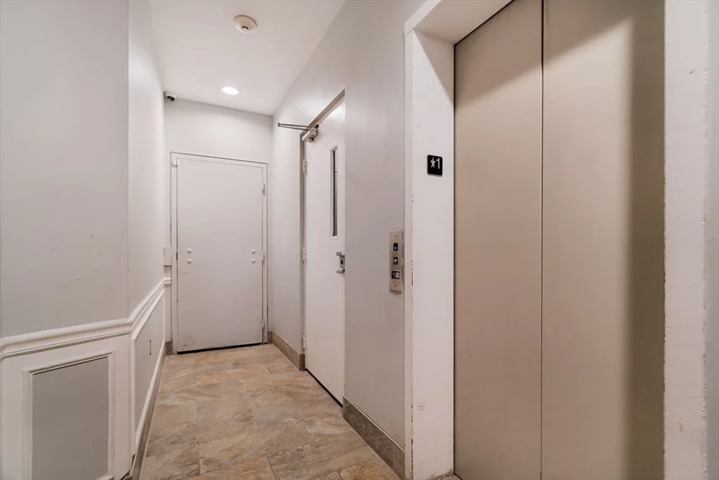 3 bed, 1 bath apartment for rent at 188 North Unit 21, North End — photo 27 of 31