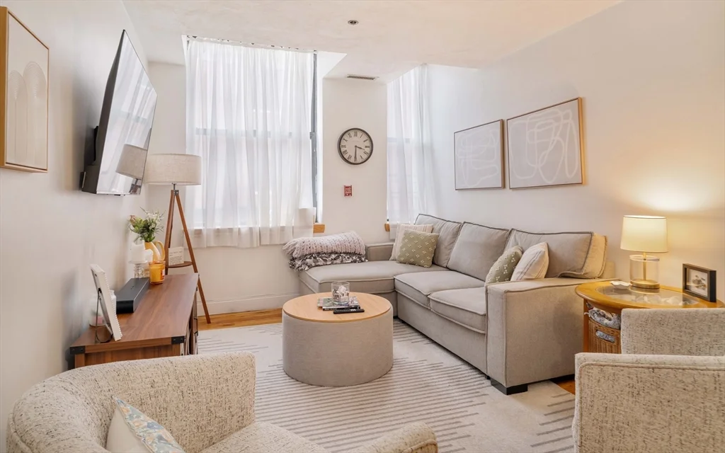 1 bed, 1 bath apartment for rent at 188 North Unit 22, North End — photo 4 of 18