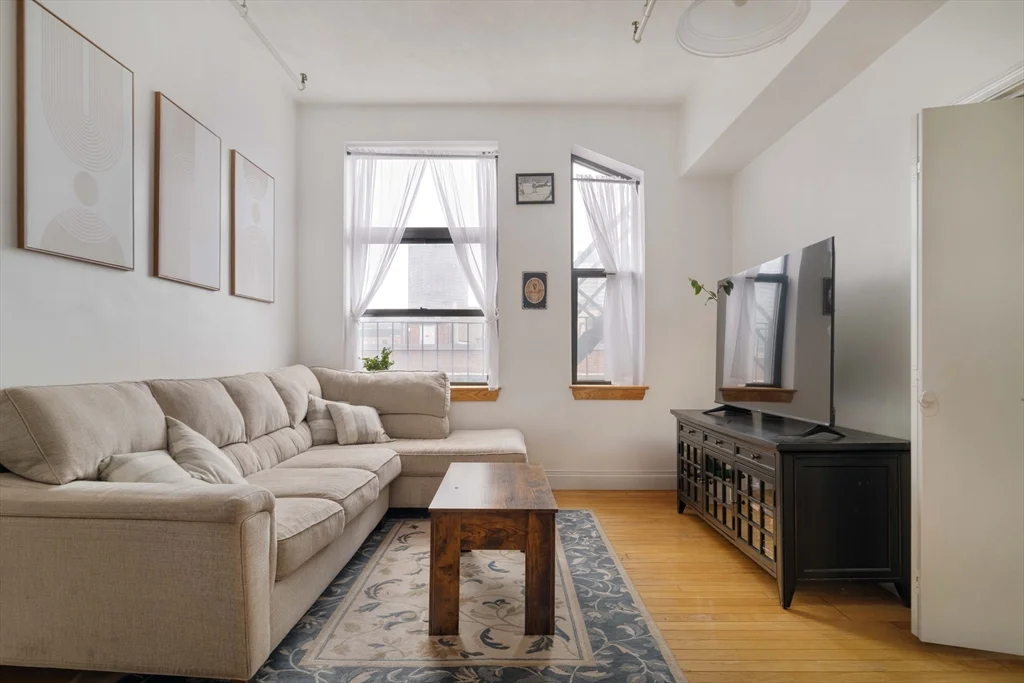 1 bed, 1 bath apartment for rent at 188 North Unit 42, North End — photo 5 of 19