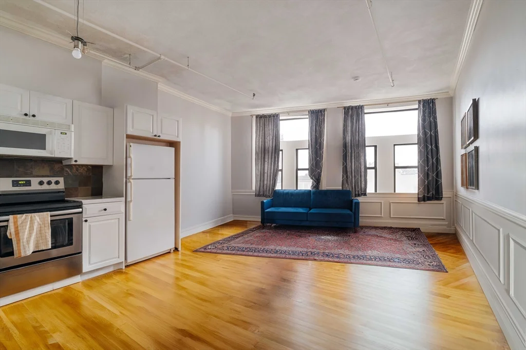 1 bed, 1 bath apartment for rent at 188 North Unit 54, North End