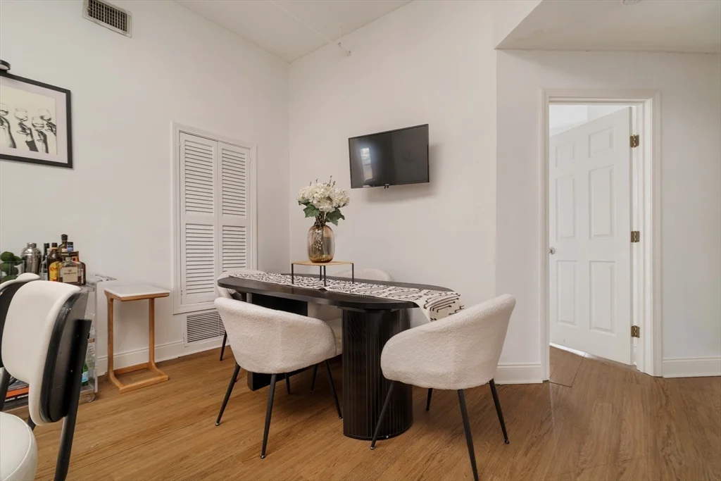 2 bed, 1 bath apartment for rent at 188 North Unit 61, North End — photo 5 of 26