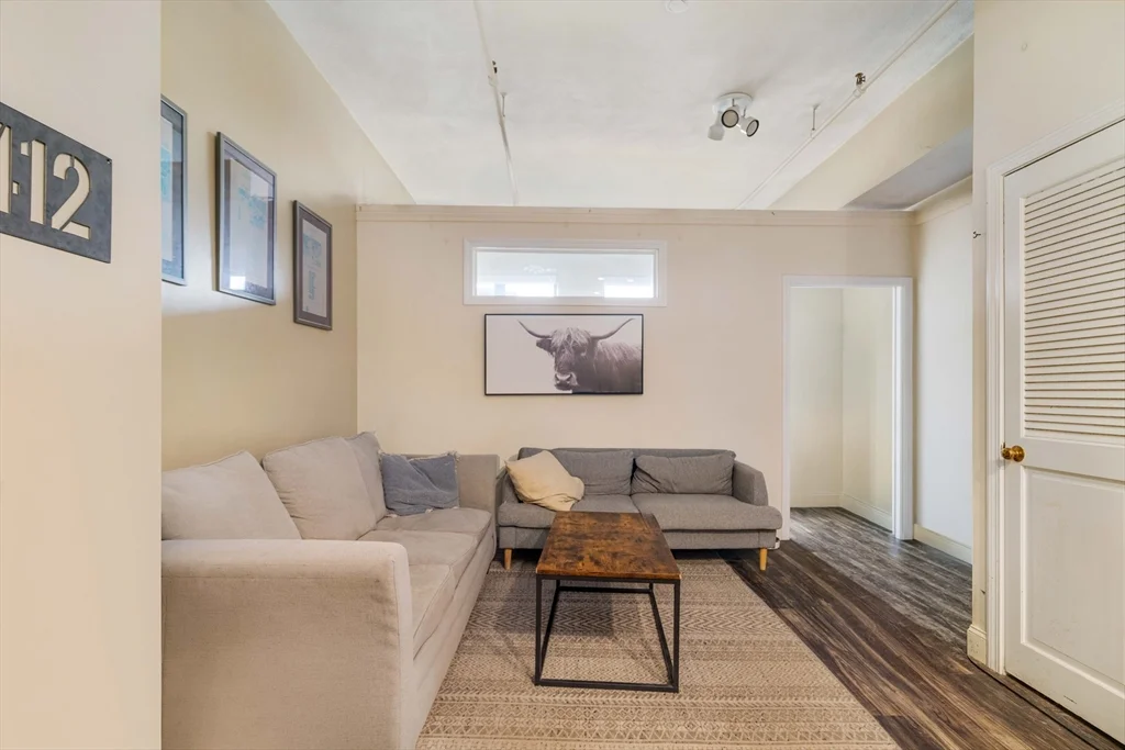 3 bed, 1 bath apartment for rent at 188 North Unit 62, North End — photo 4 of 20