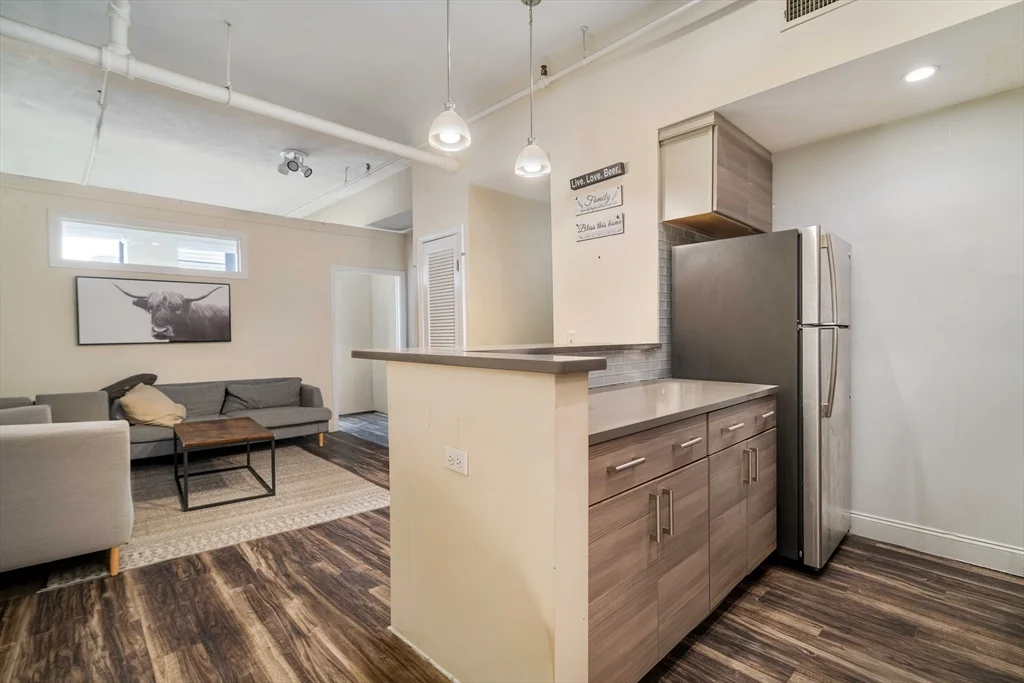 3 bed, 1 bath apartment for rent at 188 North Unit 62, North End — photo 2 of 20