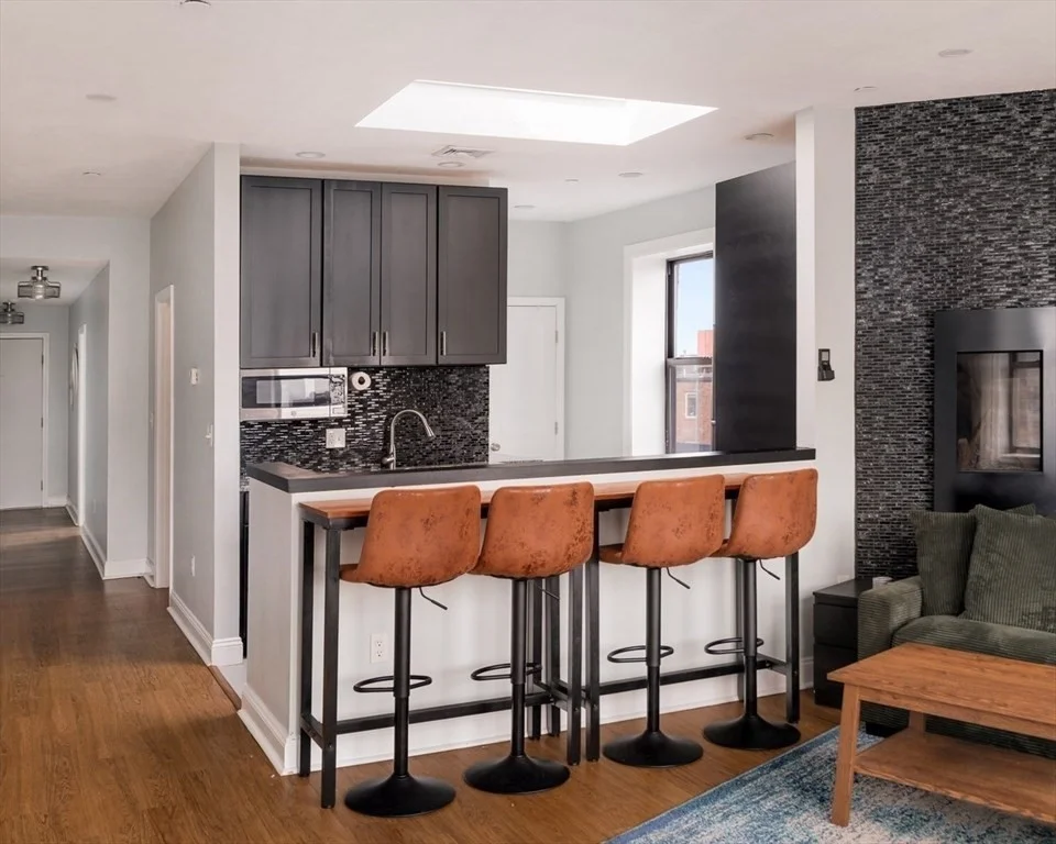 1 bed, 1 bath apartment for rent at 188 North Unit 64, North End