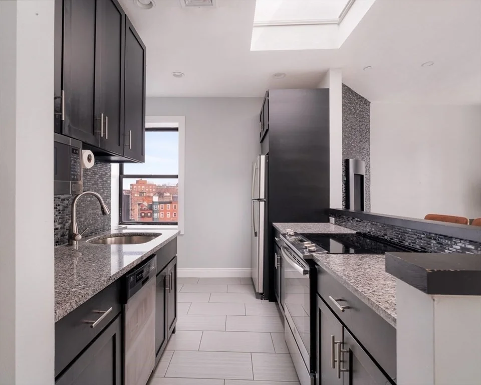 1 bed, 1 bath apartment for rent at 188 North Unit 64, North End — photo 3 of 23