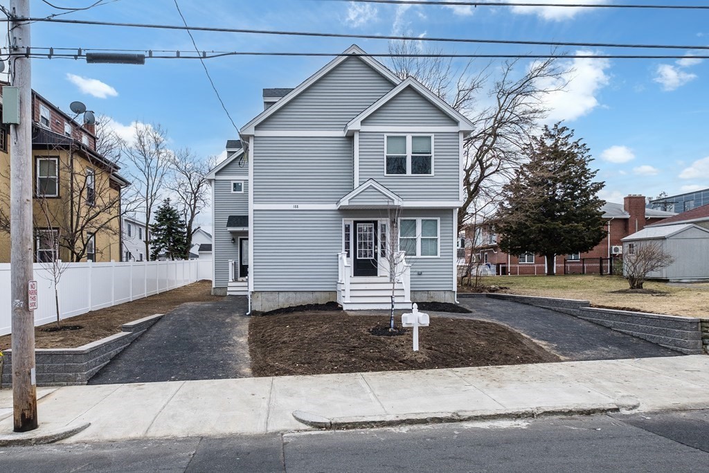 4 bed, 2 bath apartment for rent at 188 Proctor Ave Unit 1, Revere — photo 20 of 23