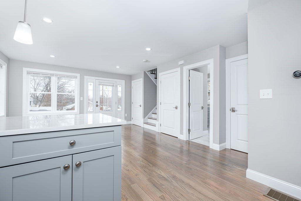 4 bed, 2 bath apartment for rent at 188 Proctor Ave Unit 1, Revere — photo 5 of 23
