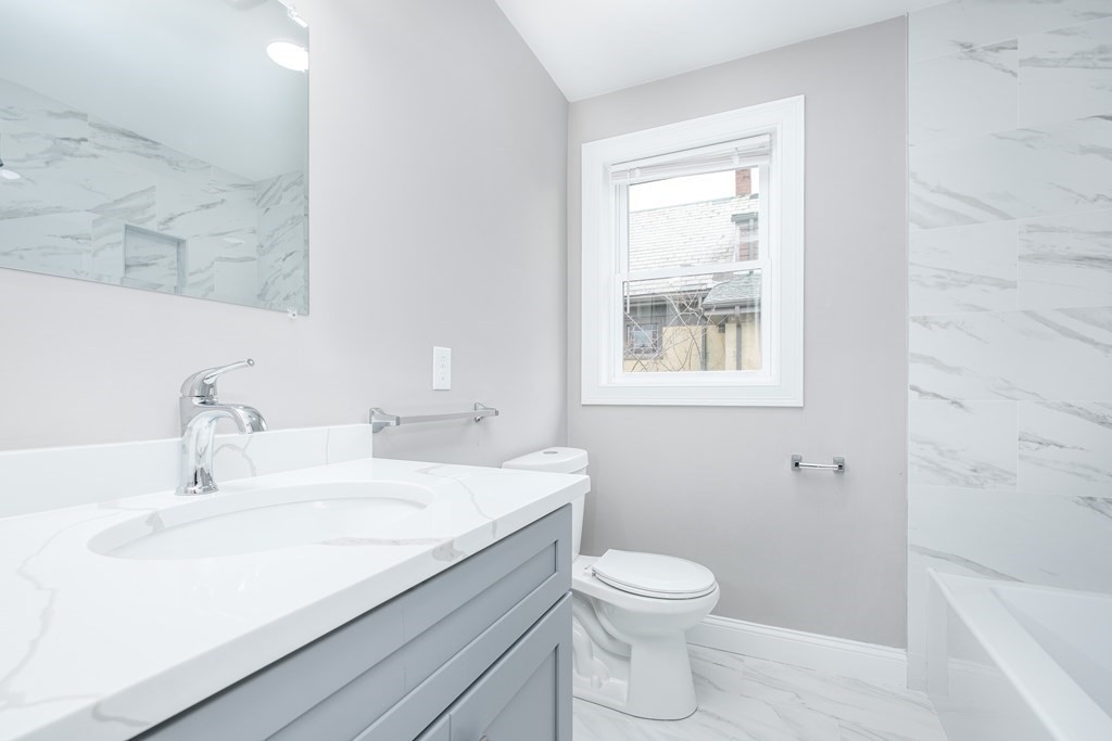 4 bed, 2 bath apartment for rent at 188 Proctor Ave Unit 1, Revere — photo 13 of 23