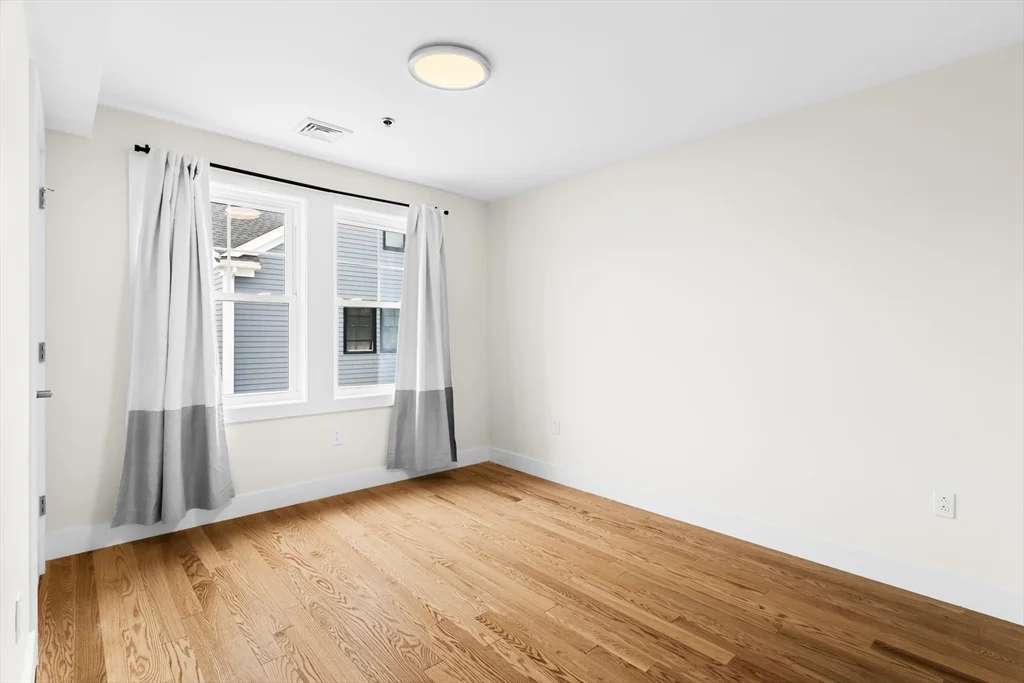 3 bed, 2 bath apartment for rent at 188 Quincy Ave Unit B1, Quincy — photo 9 of 20