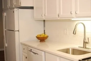 2 bed, 1 bath apartment for rent at 188 Swanson Unit 330, Boxborough — photo 6 of 14