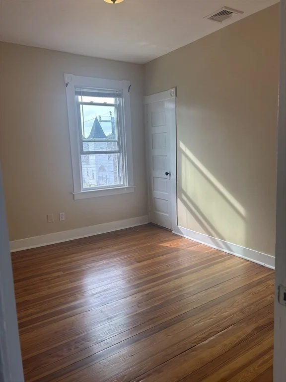 3 bed, 1 bath apartment for rent at 188 Thompson Unit 3, South End — photo 4 of 9