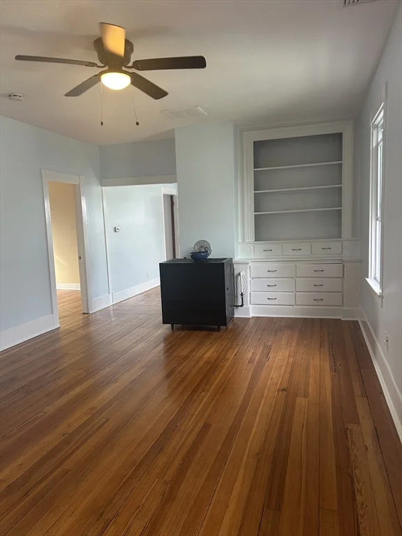 3 bed, 1 bath apartment for rent at 188 Thompson Unit 3, South End — photo 1 of 9
