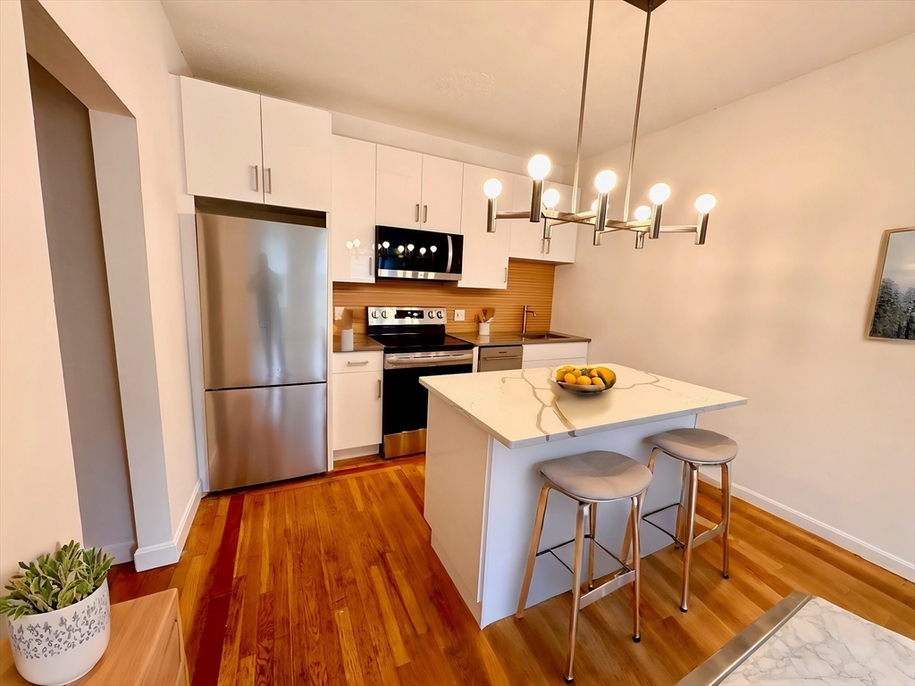 2 bed, 1 bath apartment for rent at 1880 Commonwealth Ave Unit 12, Brighton — photo 1 of 6