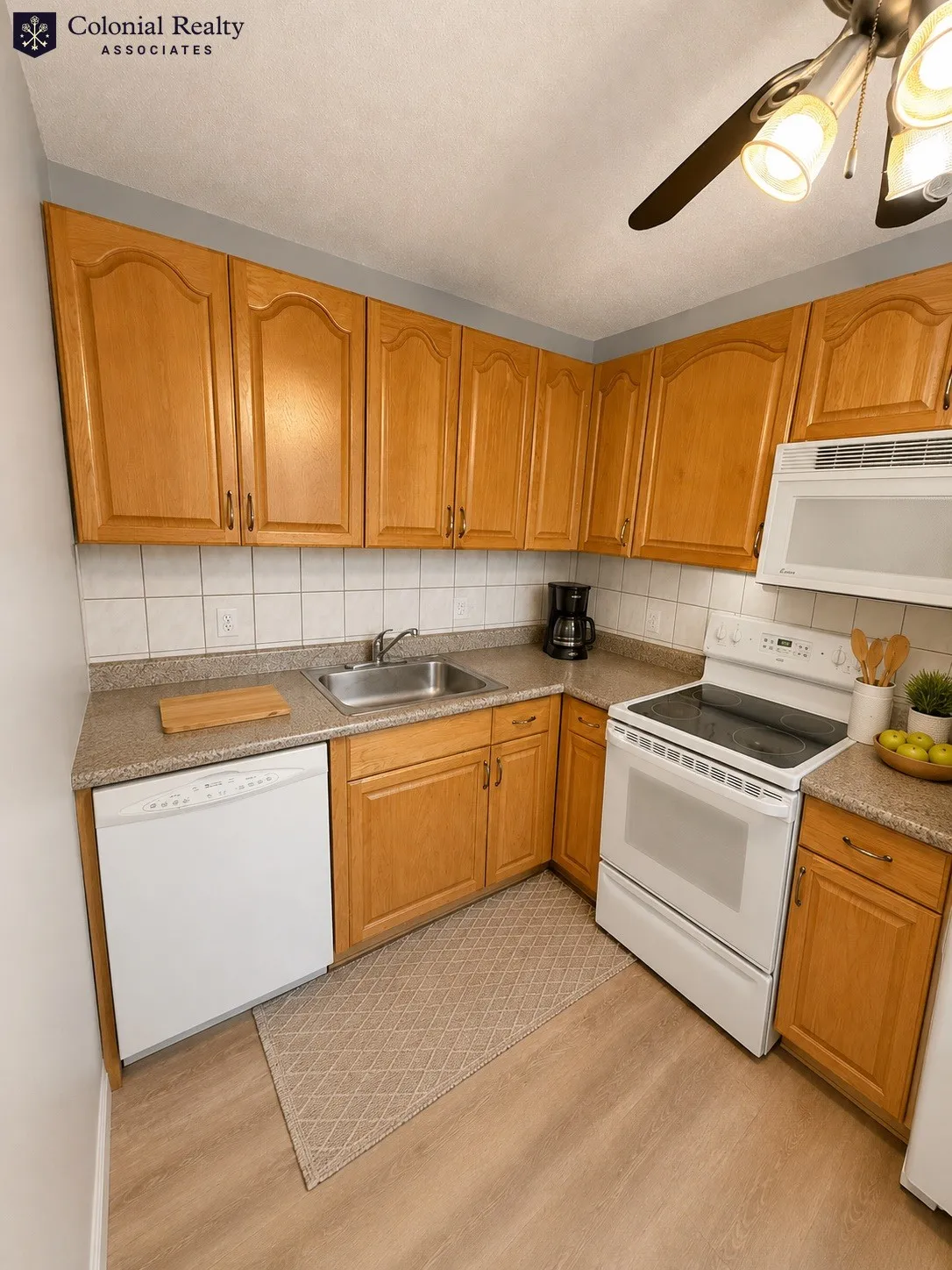 1 bed, 1 bath apartment for rent at 1880 Commonwealth Ave Unit 14, Brighton — photo 8 of 30