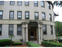 1 bed, 1 bath apartment for rent at 1880 Commonwealth Ave Unit 15, Allston