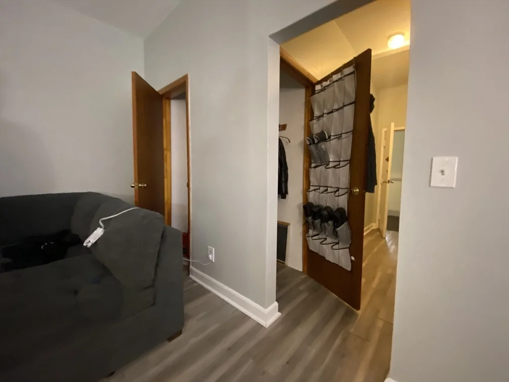 1 bed, 1 bath apartment for rent at 1880 Commonwealth Ave Unit 3, Brighton — photo 6 of 8