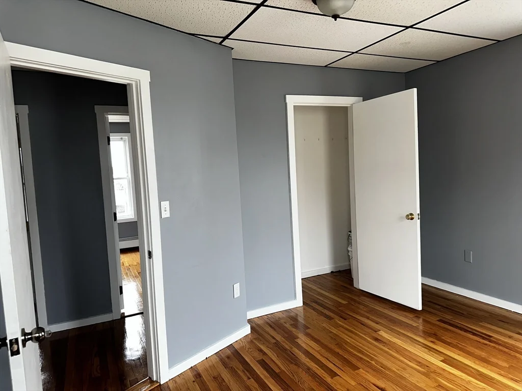 3 bed, 1 bath apartment for rent at 189 5th St Unit 2, Fall River — photo 10 of 18