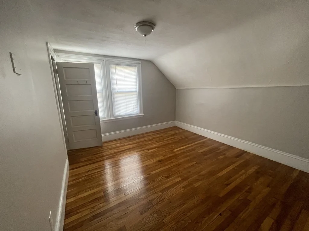 2 bed, 1 bath apartment for rent at 189 Adams St Unit 3, Northwest — photo 8 of 9