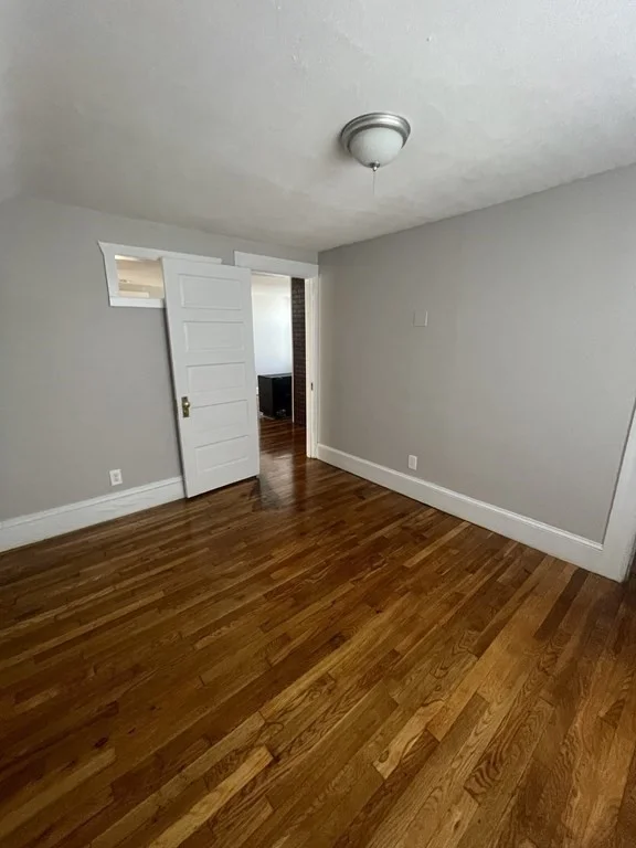 2 bed, 1 bath apartment for rent at 189 Adams St Unit C, Northwest — photo 7 of 9