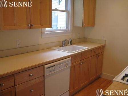1 bed, 1.5 bath apartment for rent at 189 Brookline St Unit 2, Cambridgeport — photo 4 of 7