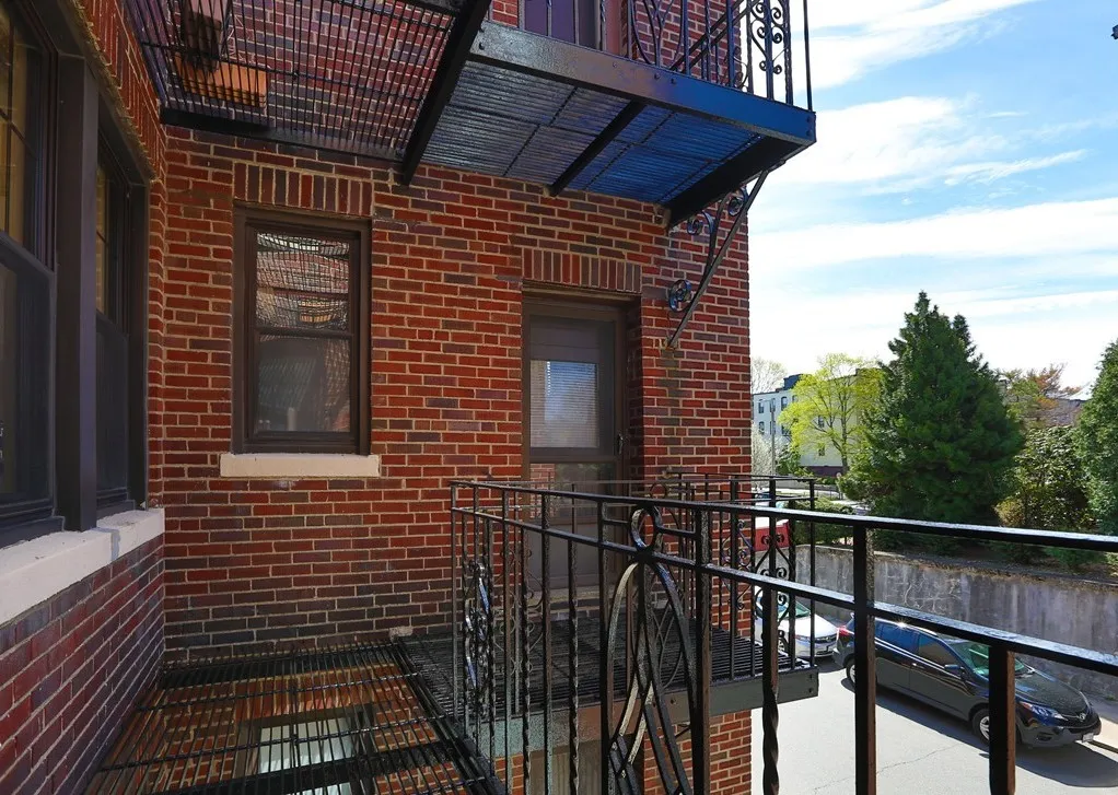 1 bed, 1 bath apartment for rent at 189 Chestnut Hill Ave Unit 15, Brighton — photo 7 of 7