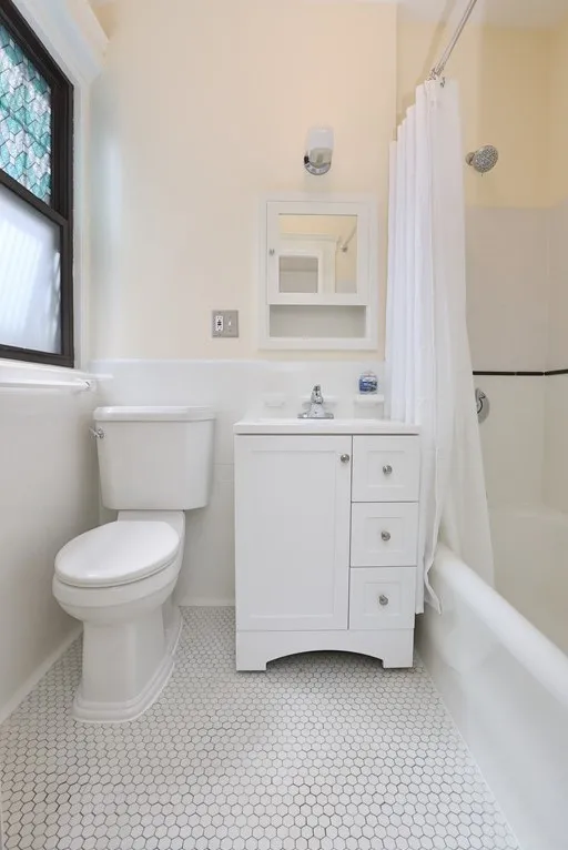1 bed, 1 bath apartment for rent at 189 Chestnut Hill Ave Unit 15, Brighton — photo 6 of 7