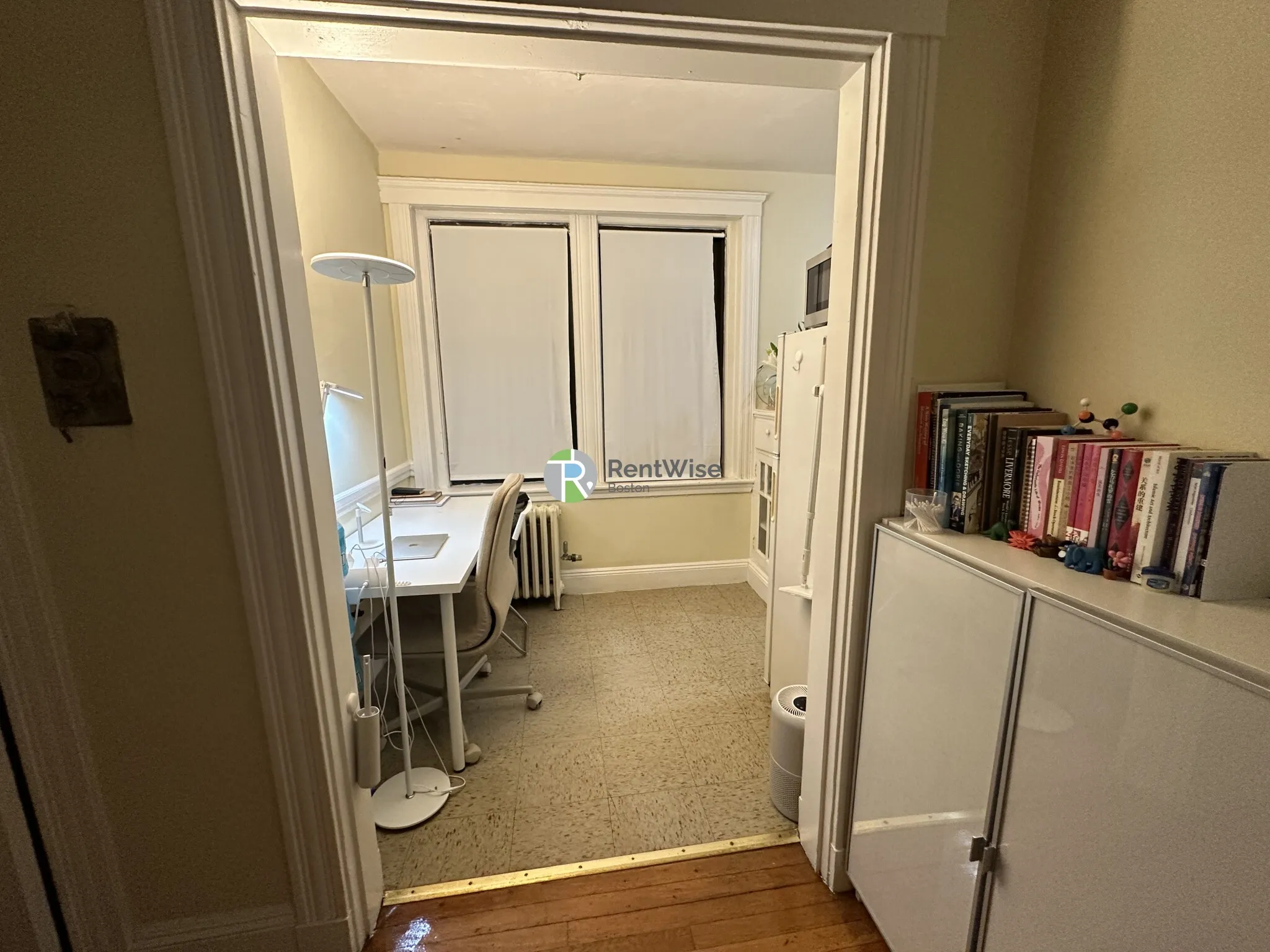 Studio bed, 1 bath apartment for rent at 189 Chestnut Hill Ave Unit 3, Brighton — photo 3 of 11