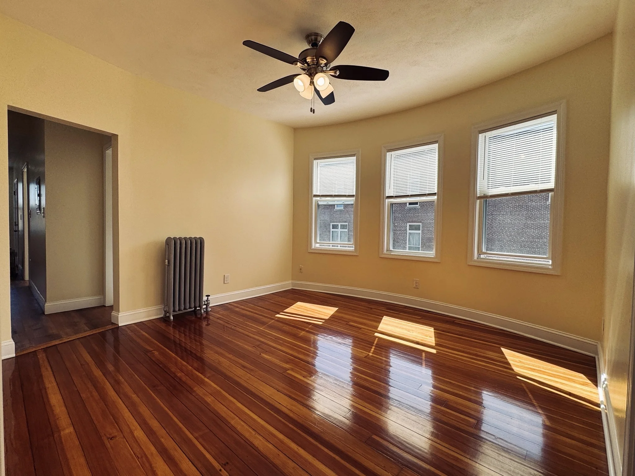 3 bed, 1 bath apartment for rent at 189 Chestnut St Unit 2, Chelsea — photo 5 of 12