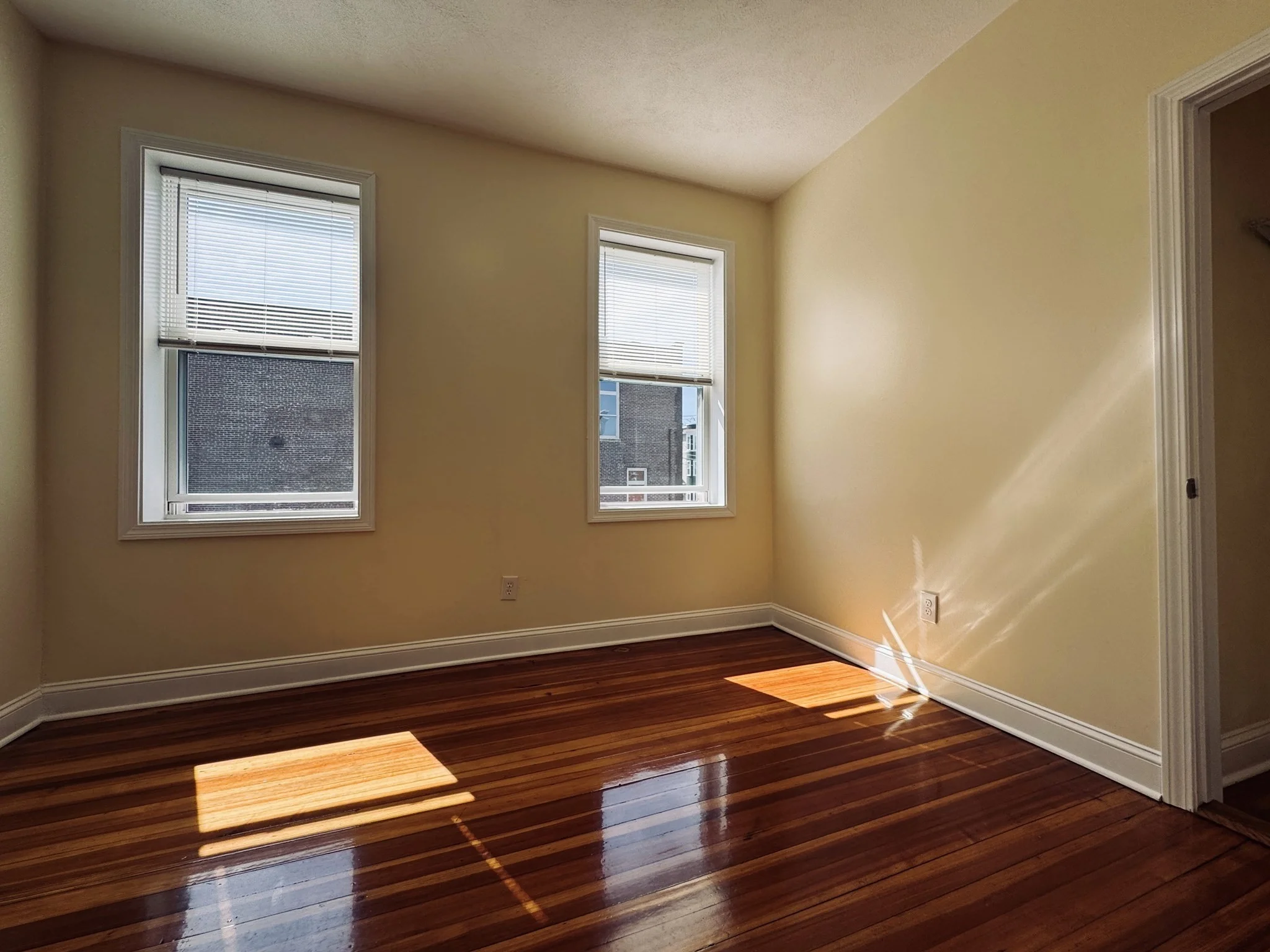 3 bed, 1 bath apartment for rent at 189 Chestnut St Unit 2, Chelsea — photo 7 of 12