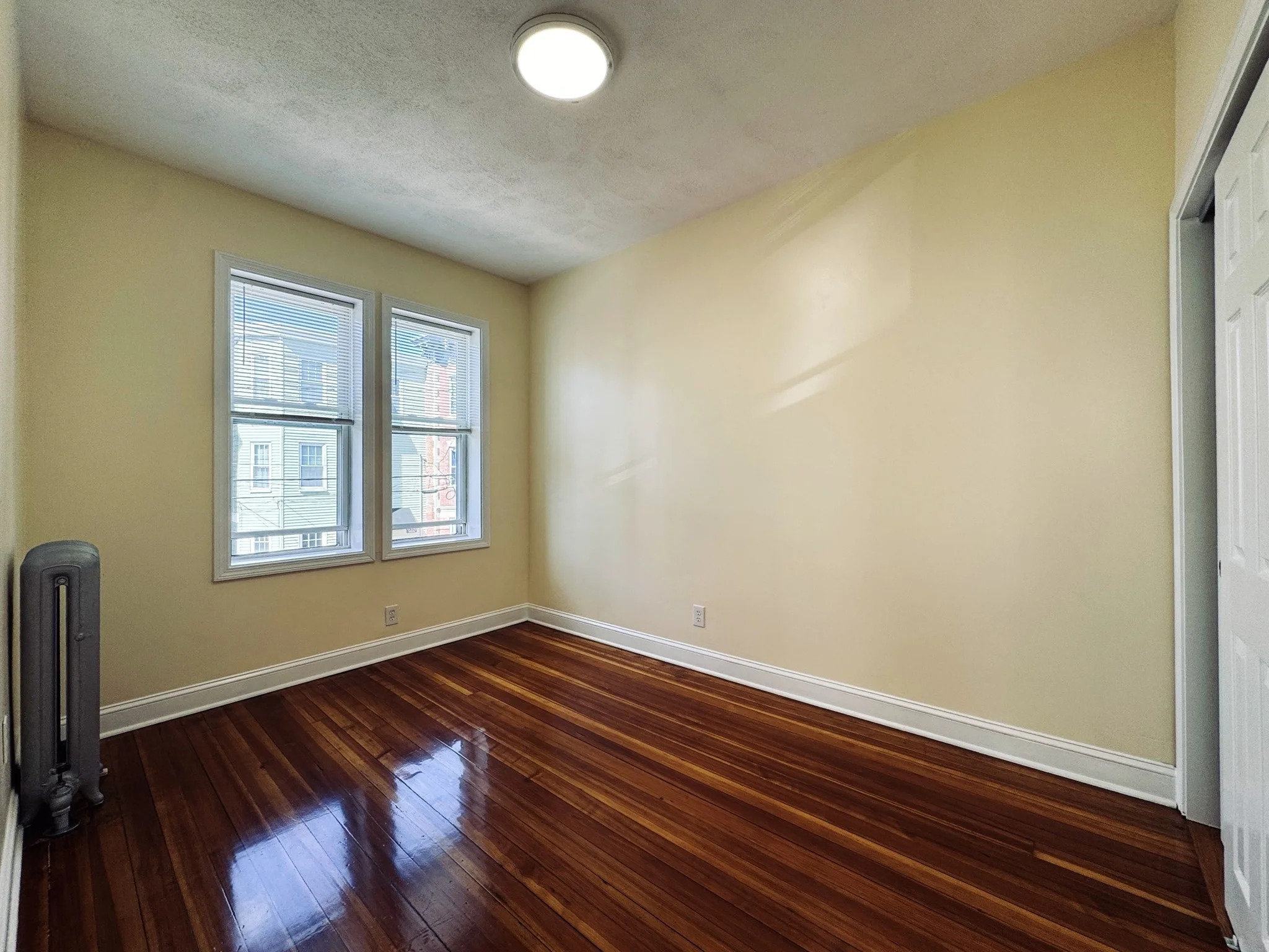 3 bed, 1 bath apartment for rent at 189 Chestnut St Unit 2, Chelsea — photo 8 of 12
