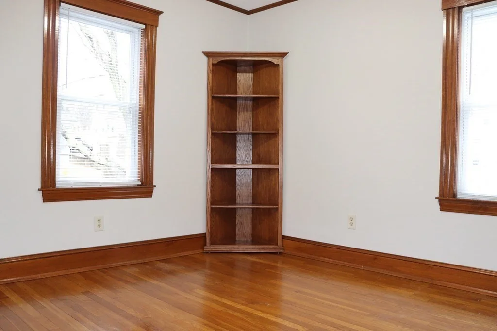 3 bed, 1 bath apartment for rent at 189 Elliot Unit 2, Quincy — photo 11 of 18
