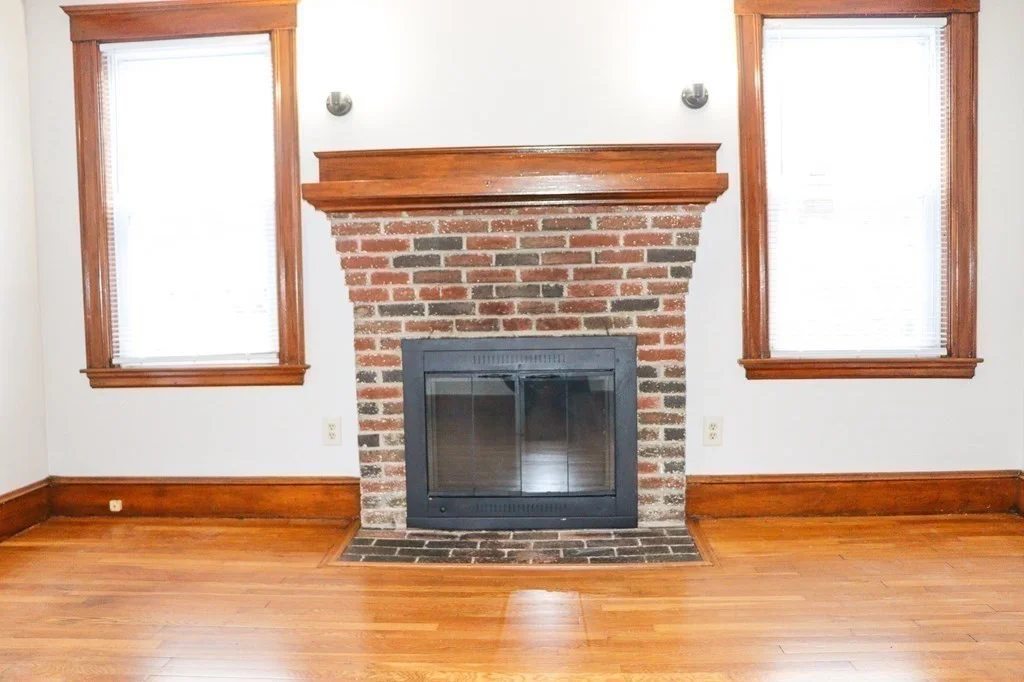 3 bed, 1 bath apartment for rent at 189 Elliot Unit 2, Quincy — photo 8 of 18