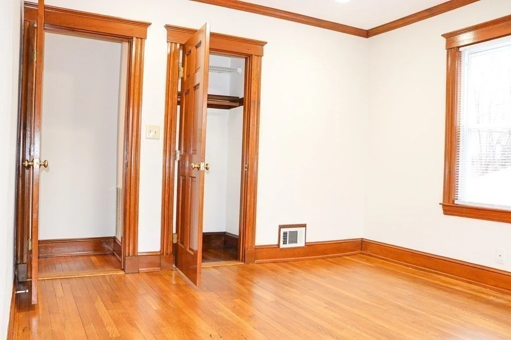 3 bed, 1 bath apartment for rent at 189 Elliot Unit 2, Quincy — photo 9 of 18