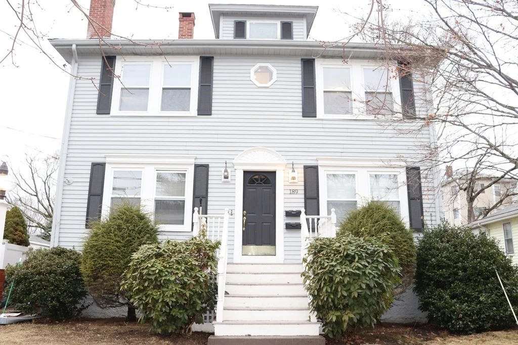 3 bed, 1 bath apartment for rent at 189 Elliot Unit 2, Quincy — photo 1 of 18