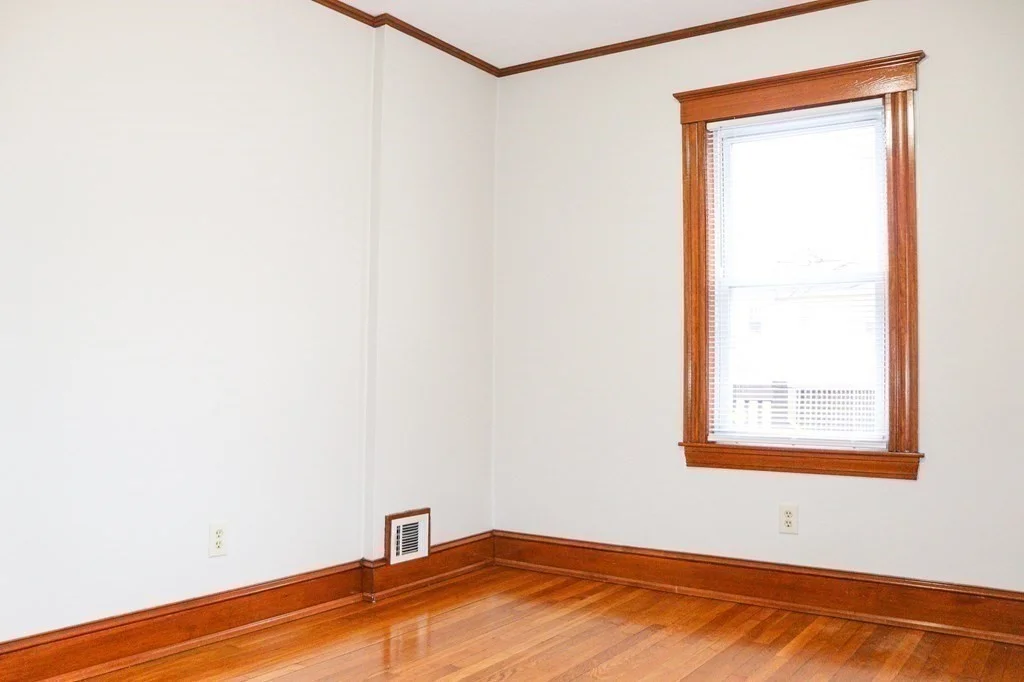 3 bed, 1 bath apartment for rent at 189 Elliot Unit 2, Quincy — photo 13 of 18