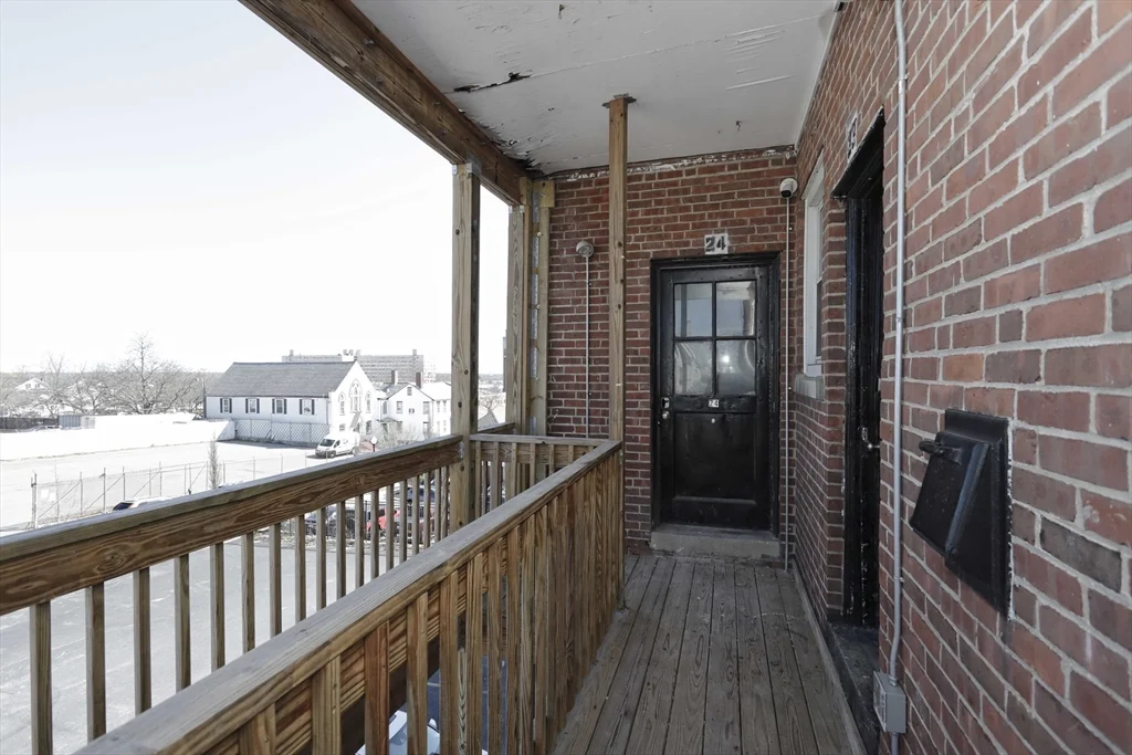 1 bed, 1 bath apartment for rent at 189 Elm St Unit 21, Center — photo 27 of 31