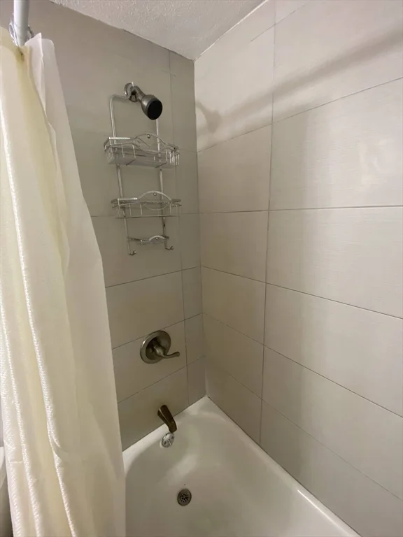2 bed, 1 bath apartment for rent at 189 Ferry St Unit 1, Malden — photo 11 of 13