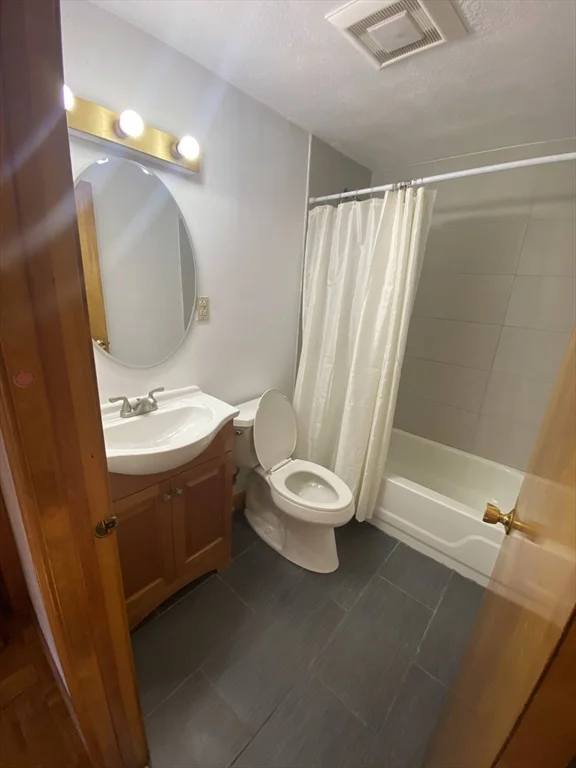 2 bed, 1 bath apartment for rent at 189 Ferry St Unit 1, Malden — photo 10 of 13